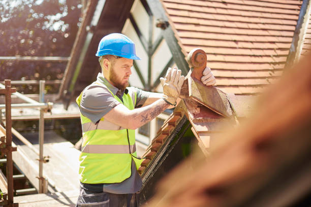 Best Emergency Roof Repair  in Hoisington, KS